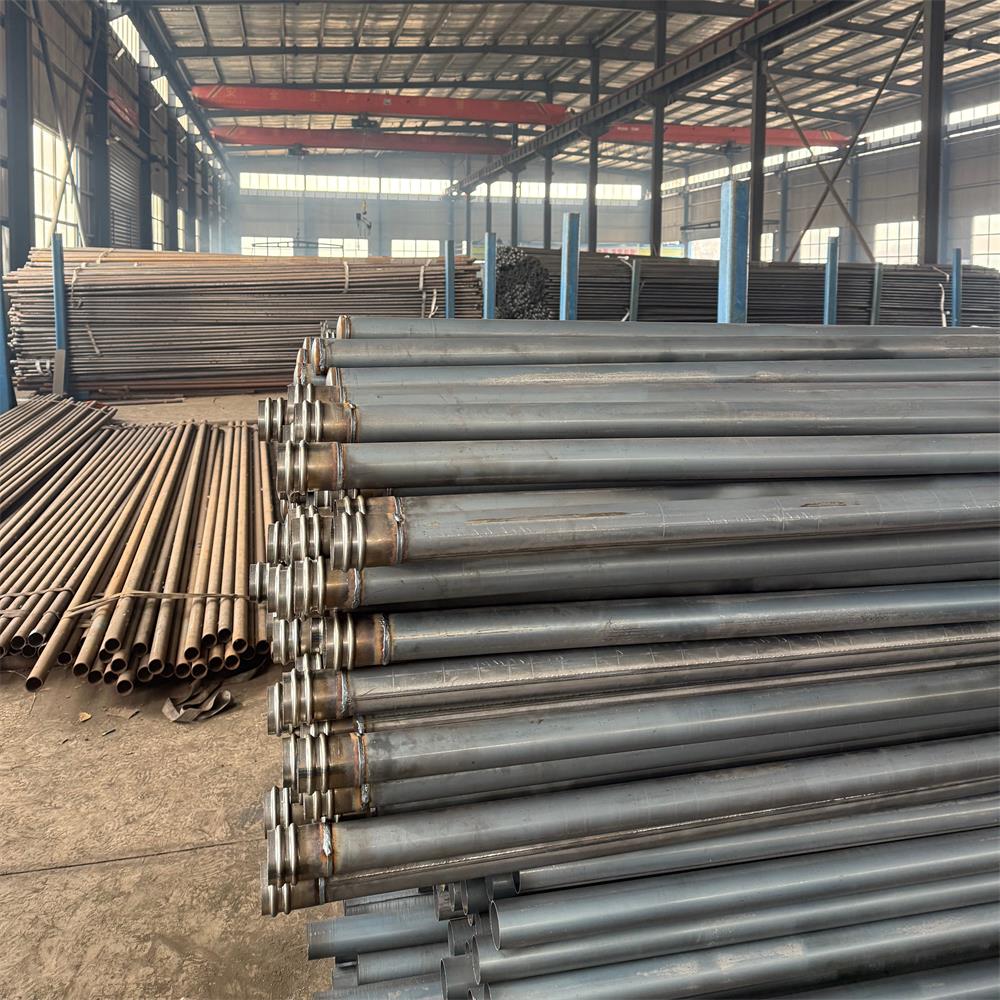 宝益德钢管邢台市销售处 厂区及加工车间